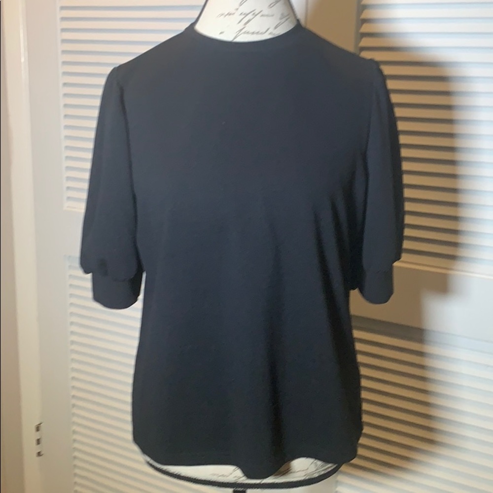 EUC black 3/4 sleeve top